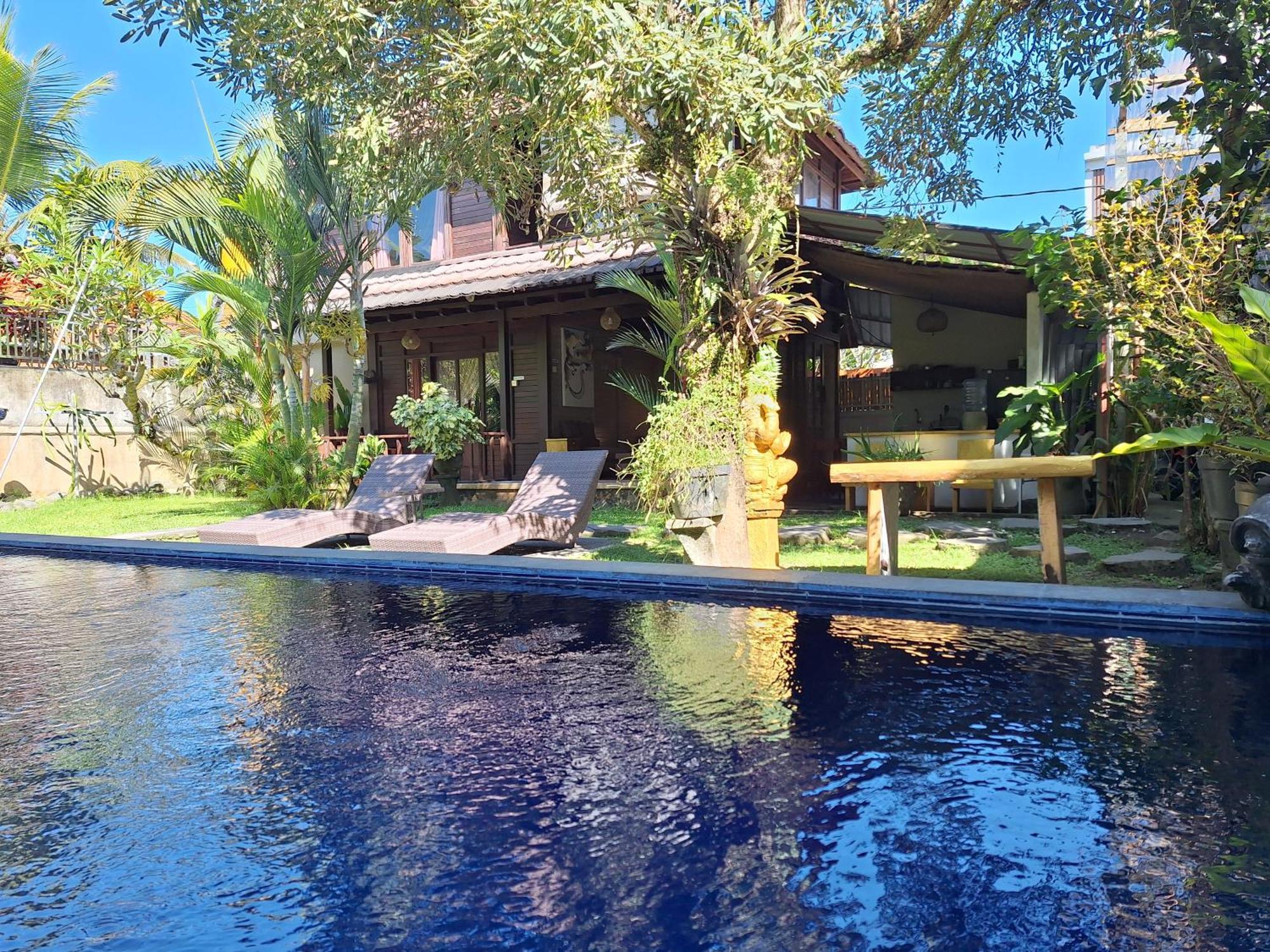 Tegeswoodhouse,private Pool,two Bedrooms And Free Wifi